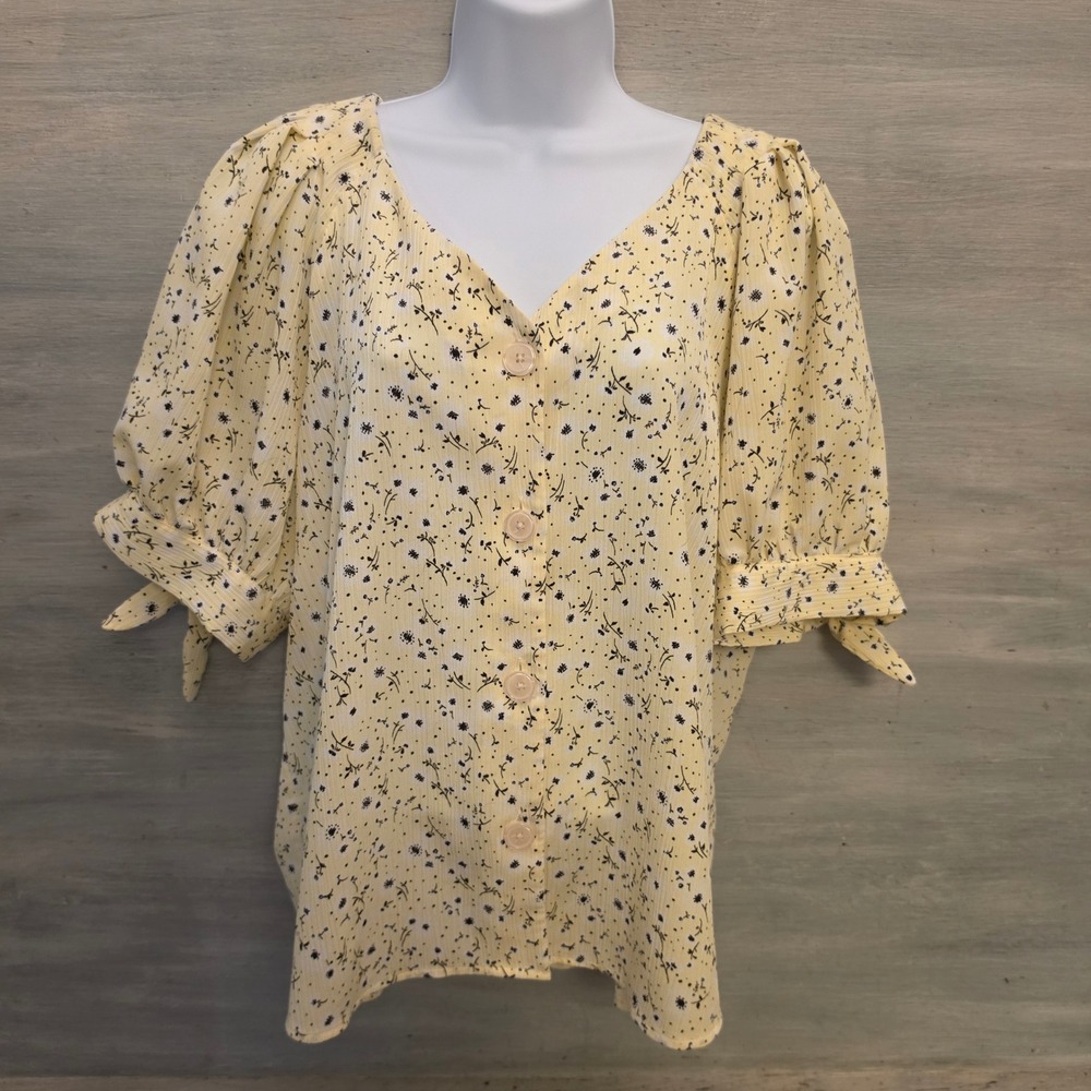 Lauren Conrad Yellow Ditsy Floral Print Slight Vneck Button Down Blouse XL GC